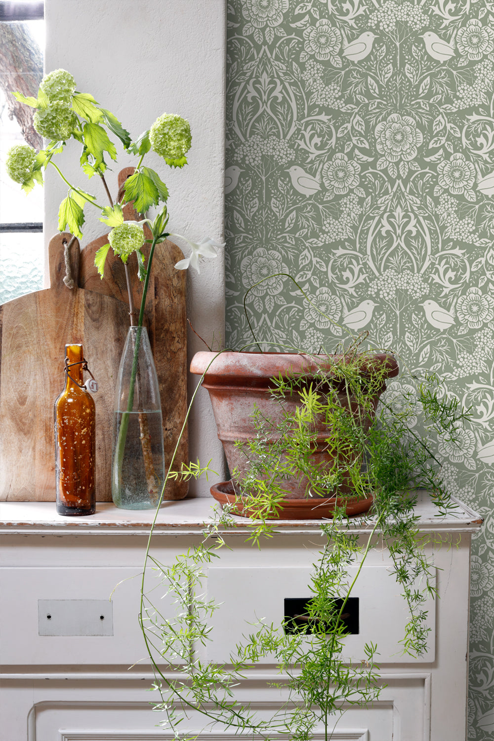 Vintage Flowers - Vintage Birds botanical wallpaper Esta    