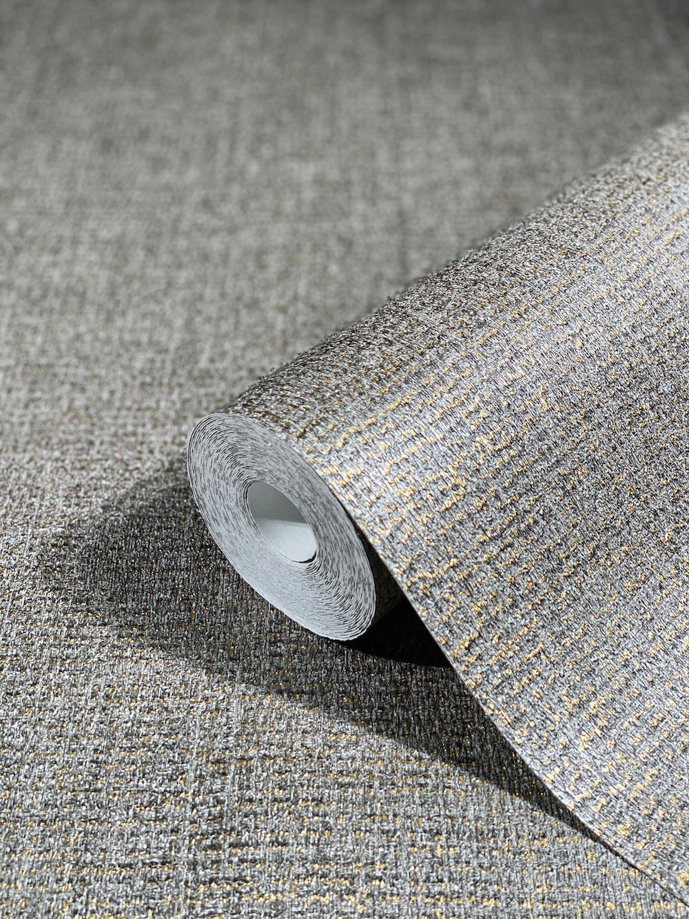 Natural Opulence -  Coarse Fabric Look bold wallpaper Marburg    